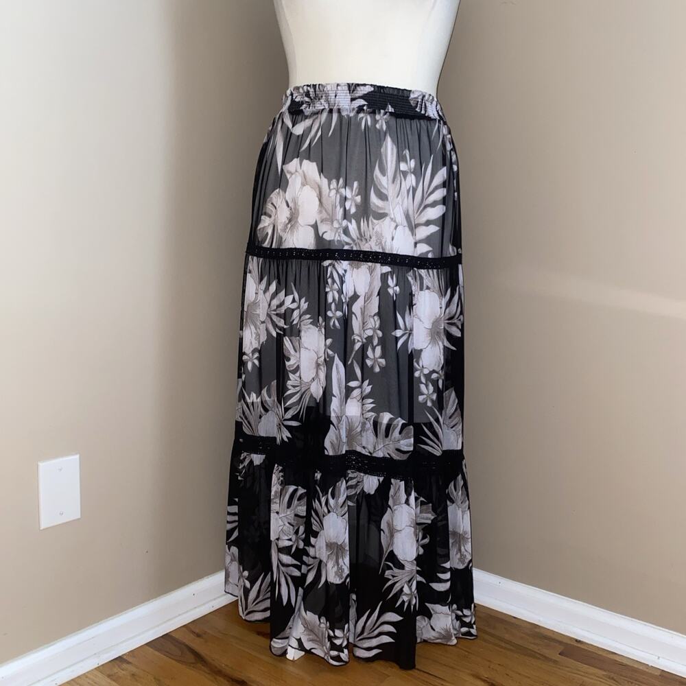 John Paul Richard Black Beige Multi Floral Chiffon Lined Maxi Skirt Size 1X